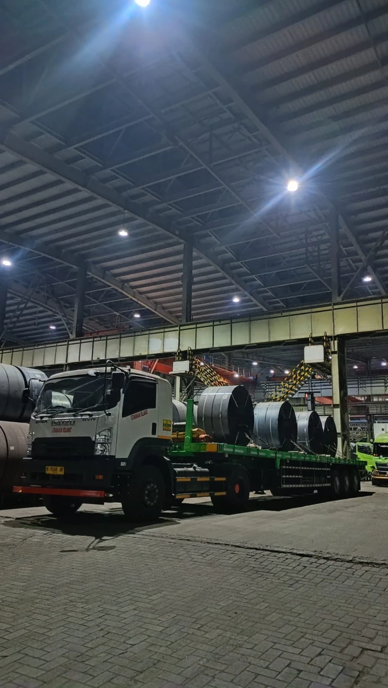 TRAILER-LOS-BAK-MANGER-SUMBER-MAKMUR-6.webp